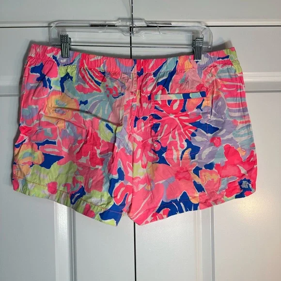 Lilly Pulitzer Vibrant Pink and Blue Women's Shorts Size Large - Picture 2 of 3